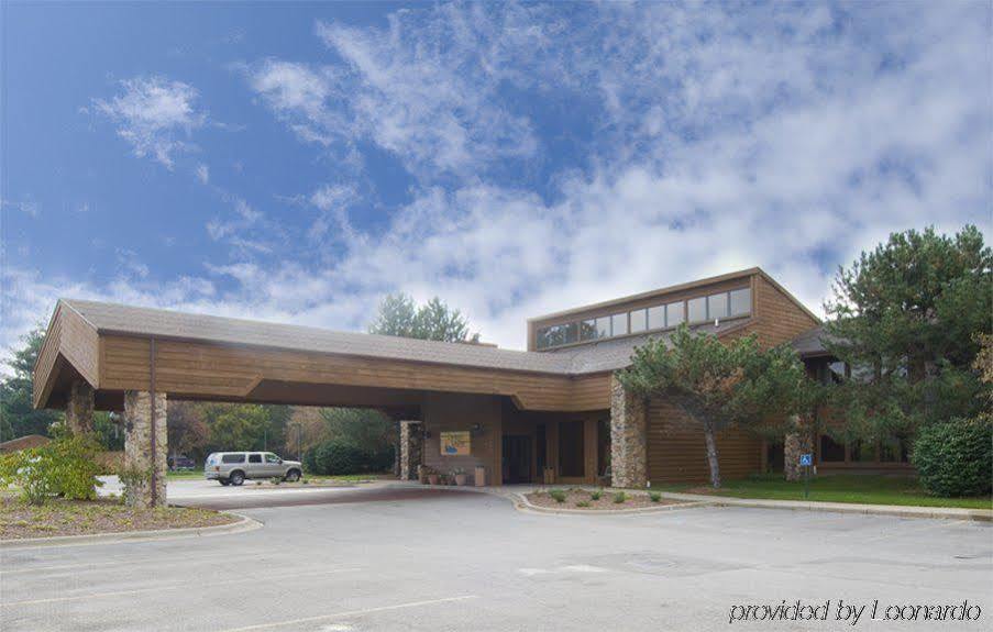 The Carlton Lodge Adrian Exterior photo